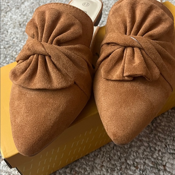 Women's Musshoe Suede Mules - Picture 2 of 5
